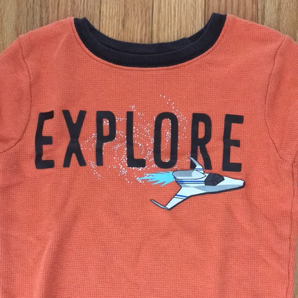 Carters pjs set - Picture 2 of 2